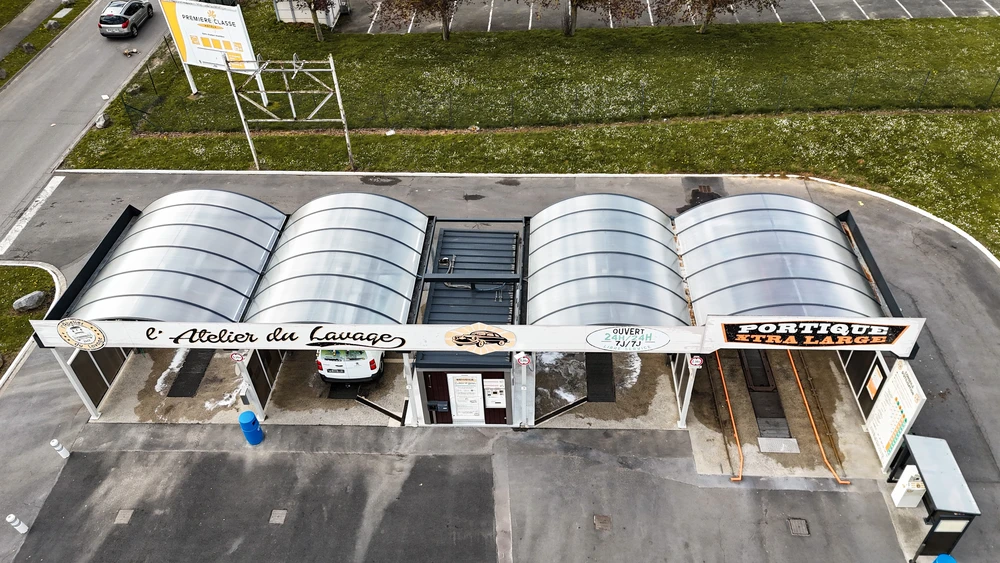 Vue aérienne d'un chantier de couverture